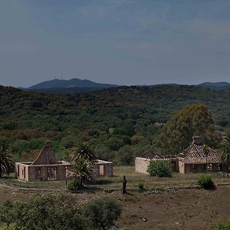 El Rincon De San Benito Guest House Касала де ла Сиера Екстериор снимка
